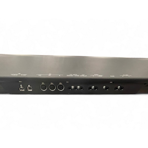 Used Yamaha MOXF8 88 Key Keyboard Workstation