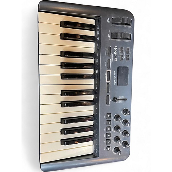 Used M-Audio Oxygen 25 Key MIDI Controller