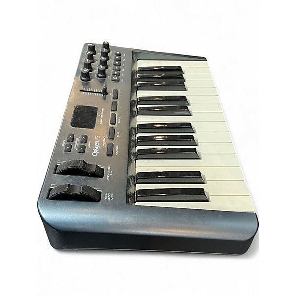Used M-Audio Oxygen 25 Key MIDI Controller