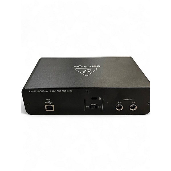 Used Behringer U-Phoria UMC202HD Audio Interface