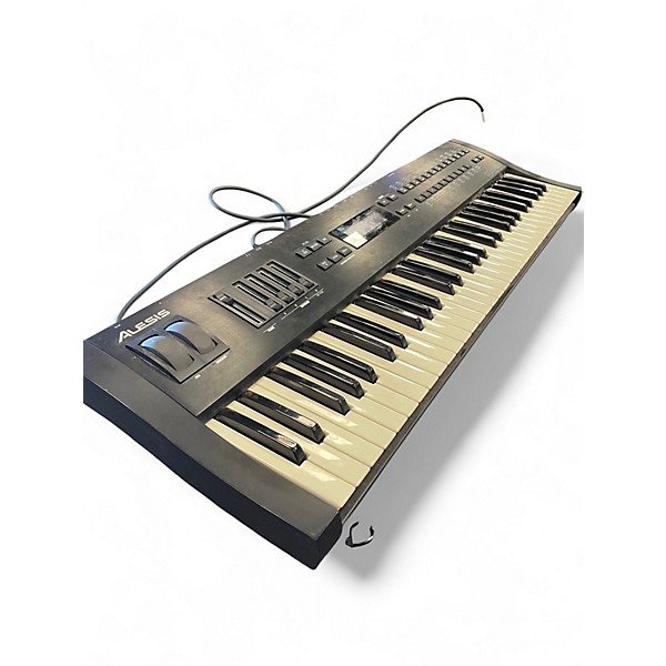 Used Alesis QS6.1 Keyboard Workstation