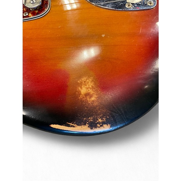 Used Fender American Vintage '62 Jazzmaster 3 Color Sunburst Solid Body Electric Guitar
