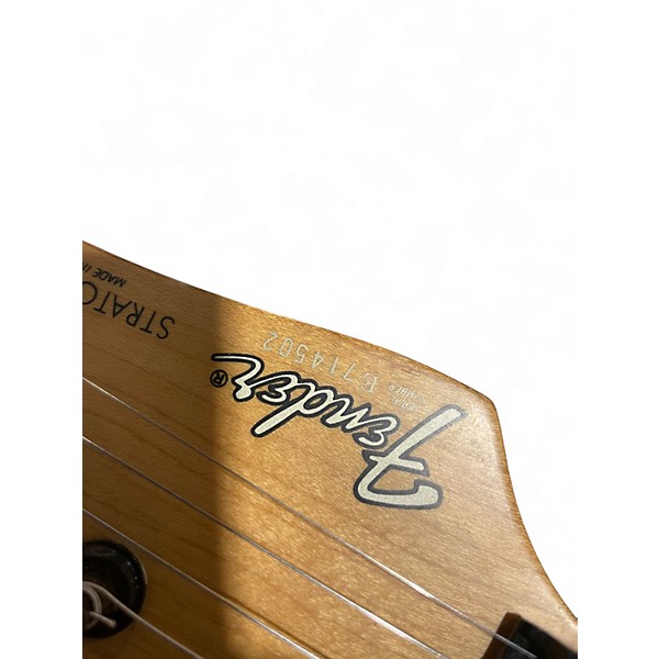 Vintage 1987 Fender sf-451 boxer stratocaster Alpine White Solid Body Electric Guitar