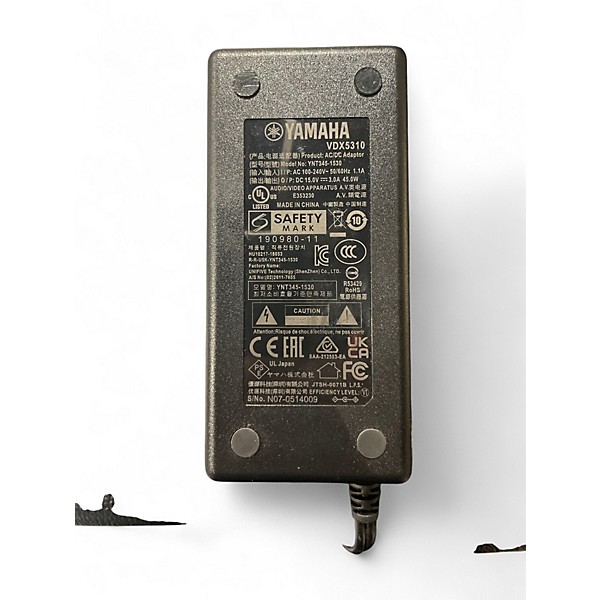 Used Yamaha THR5 5W Desk Top Modeling Guitar Combo Amp