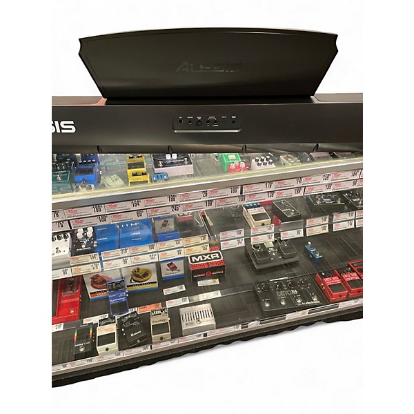 Used Alesis PRESTIGE Portable Keyboard