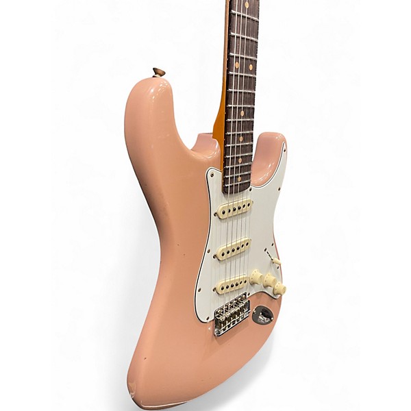 Used Fender Custom Shop 62 Journeyman  Relic Stratocaster Dirty Shell Pink Solid Body Electric Guitar