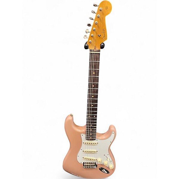Used Fender Custom Shop 62 Journeyman  Relic Stratocaster Dirty Shell Pink Solid Body Electric Guitar