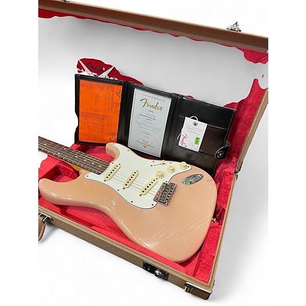 Used Fender Custom Shop 62 Journeyman  Relic Stratocaster Dirty Shell Pink Solid Body Electric Guitar
