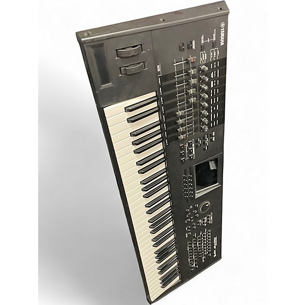 Used Yamaha Motif XF6 61 Key Keyboard Workstation