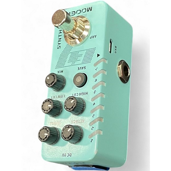 Used Mooer SYNTH Effect Pedal