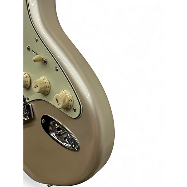 Used Fender Deluxe Stratocaster Blizzard Pearl Solid Body Electric Guitar