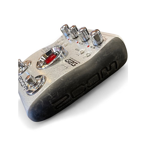 Used Zoom g2g Effect Processor