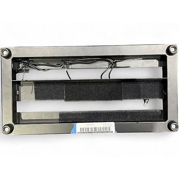 Used Pedaltrain METRO 16 Pedal Board