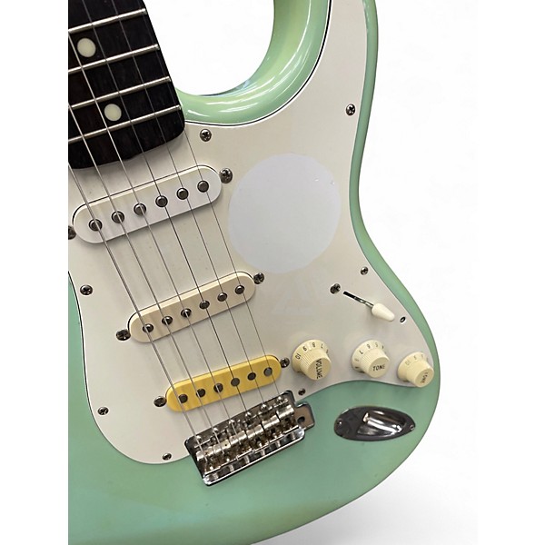 Used 1986 Fender 1986 Japanese Stratocaster Seafoam Green Solid Body Electric Guitar