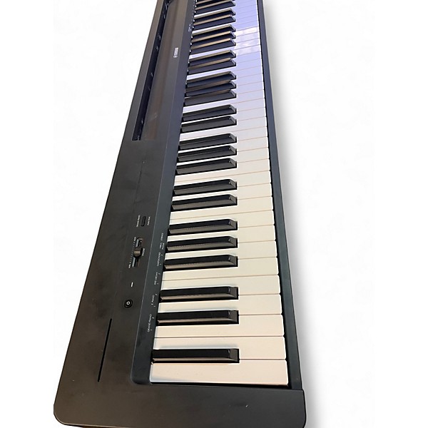 Used Yamaha P143 Digital Piano