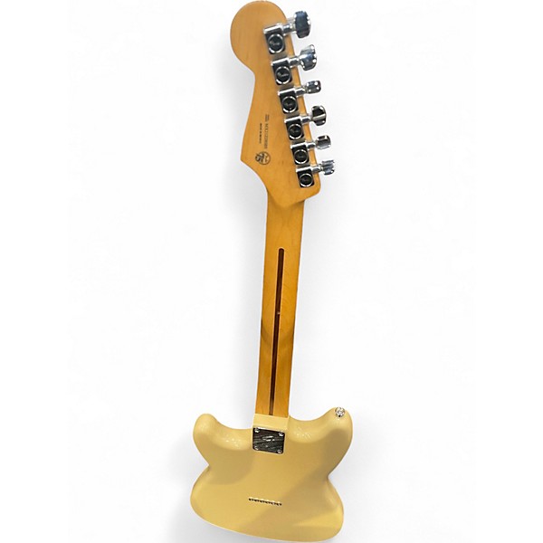 Used Fender Duo Sonic Cream Solid Body Electric Guitar