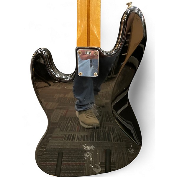 Used Fender JAZZ BASS BLACK Electric Bass Guitar