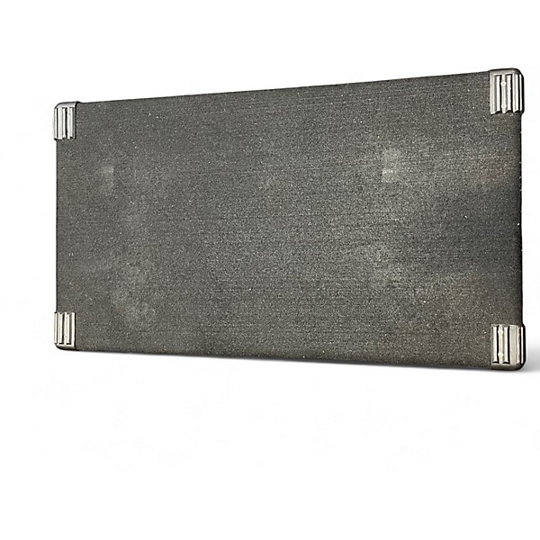 Used Behringer Ultrabass BB210 Bass Cabinet