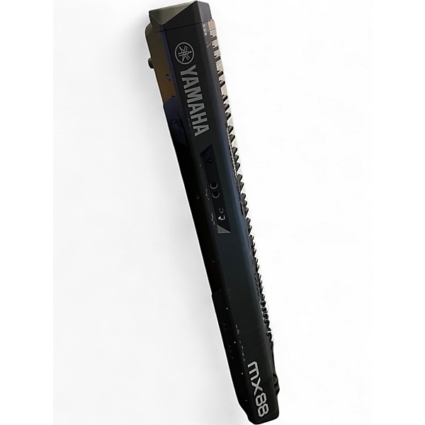 Used Yamaha MX88 Keyboard Workstation