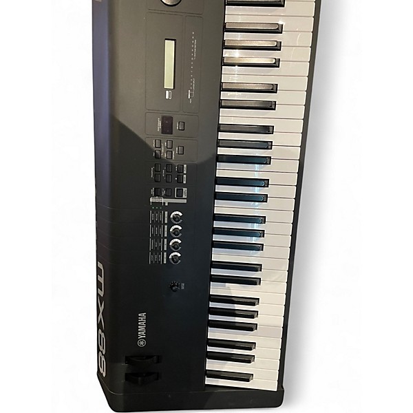 Used Yamaha MX88 Keyboard Workstation