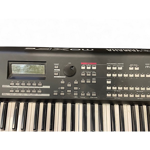 Used Yamaha MOXF6 61 Key Keyboard Workstation