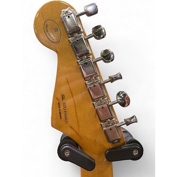 Used Fender Classic Player '60s Stratocaster Black and Yellow Solid Body Electric Guitar