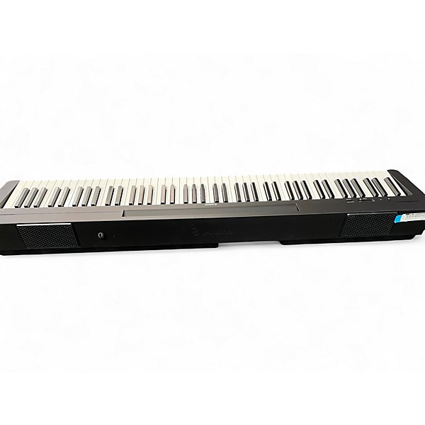 Used Yamaha P143 Digital Piano
