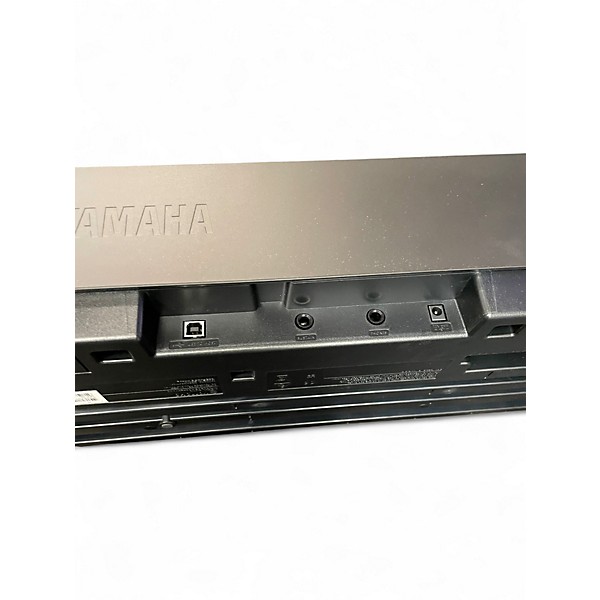 Used Yamaha P143 Digital Piano