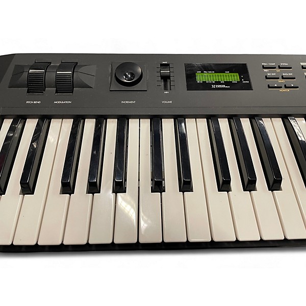 Used Kawai K11 Synthesizer