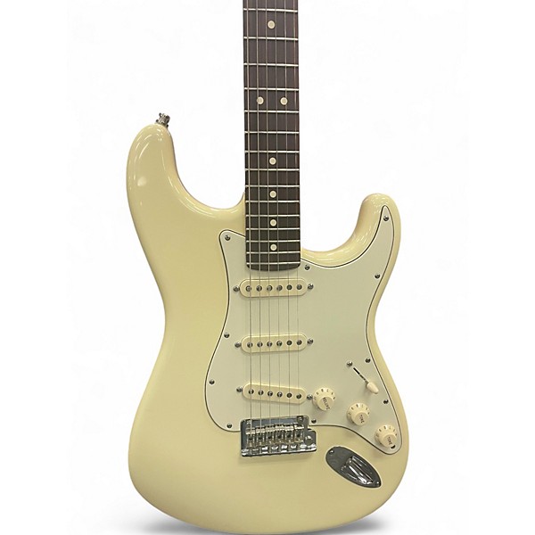 Used 2014 Fender American Standard Stratocaster Olympic White Solid Body Electric Guitar