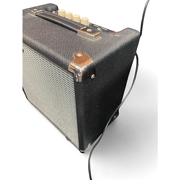 Used Fender Rumble 15 15W 1X8 Bass Combo Amp