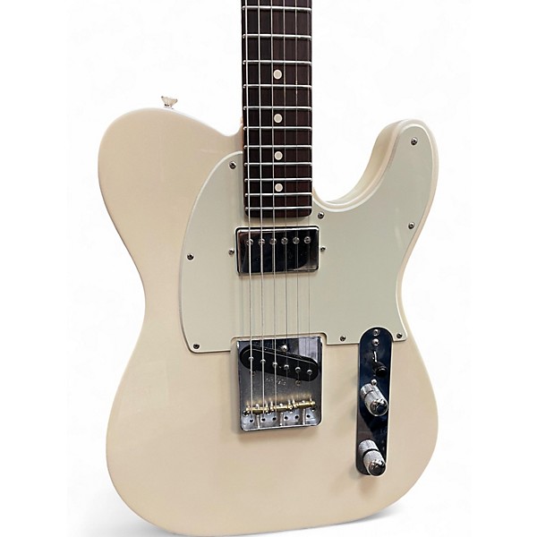 Used Fender AMERICAN PROFESSIONAL CLASSIC  OLYMPIC PEARL Solid Body Electric Guitar