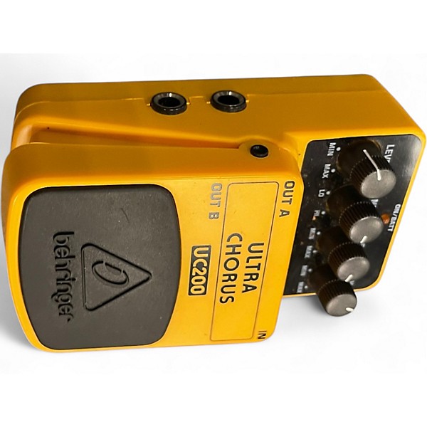 Used Behringer ULTRA CHORUS Effect Pedal