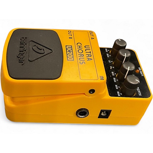 Used Behringer ULTRA CHORUS Effect Pedal