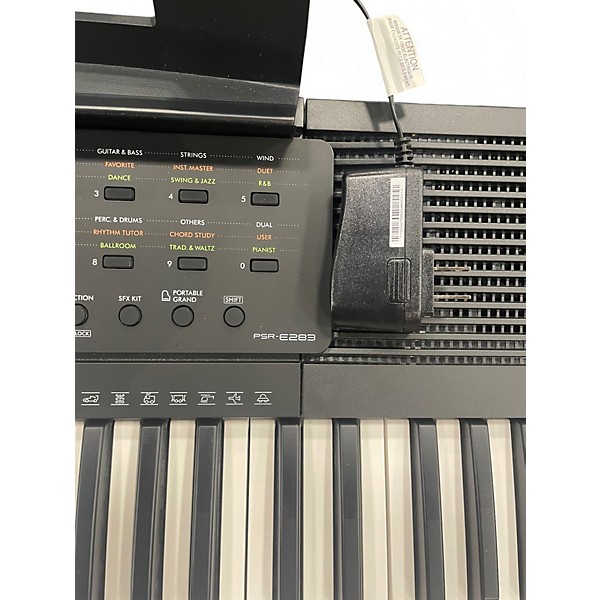 Used 2025 Yamaha E283 Keyboard Workstation