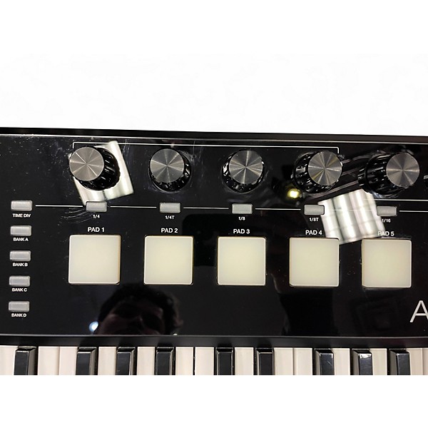 Used Akai Professional Advance 61 MIDI Controller
