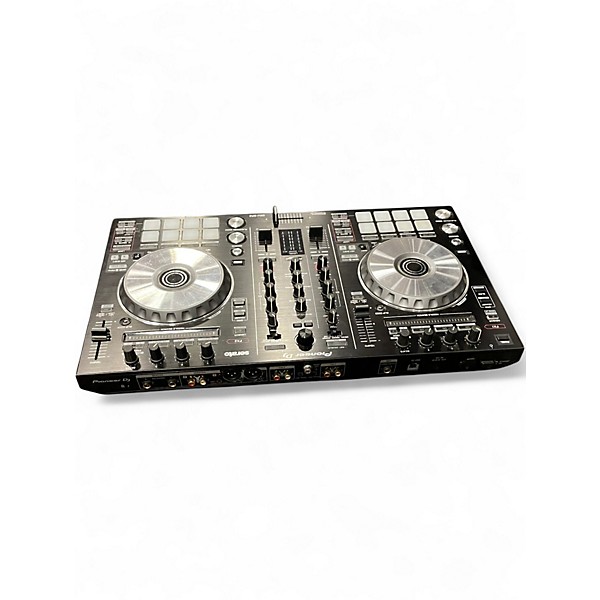 Used 2020 Pioneer DJ DDJSR2 DJ Controller