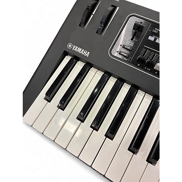 Used Yamaha CK61 Keyboard Workstation