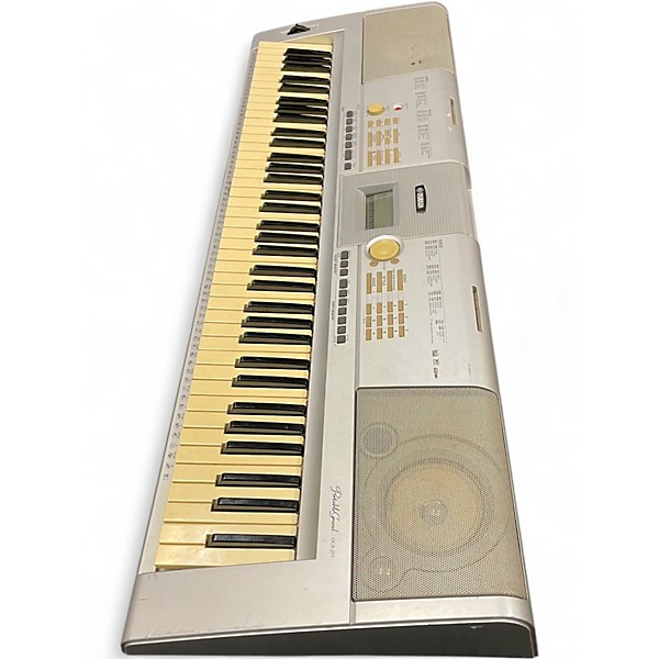 Used Yamaha DGX205 Portable Keyboard
