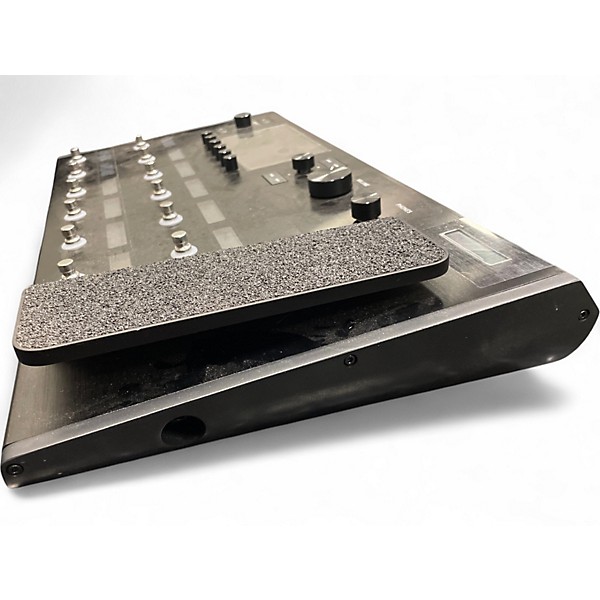 Used Line 6 Helix Effect Processor