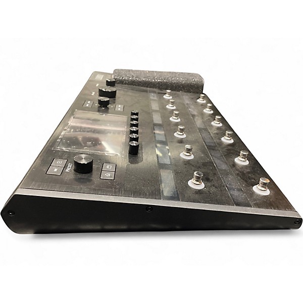 Used Line 6 Helix Effect Processor