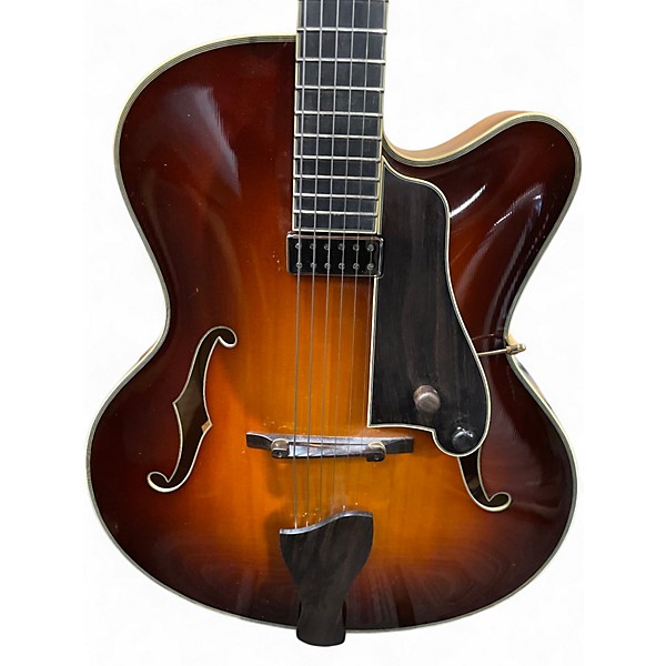 Used 2004 Eastman AR810CE Sunburst Hollow Body Electric Guitar