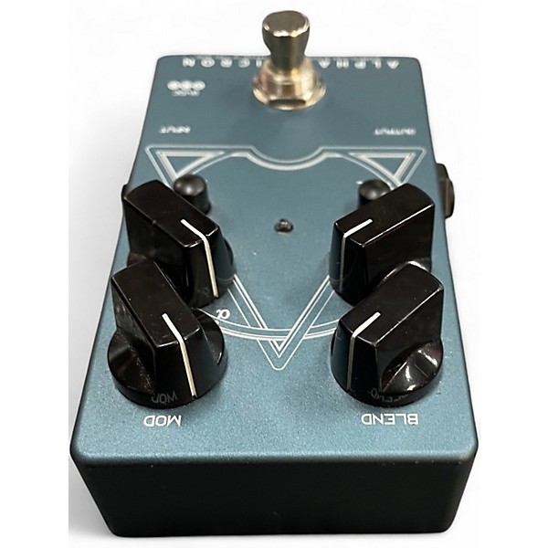 Used Darkglass ALPHA OMICRON Effect Pedal