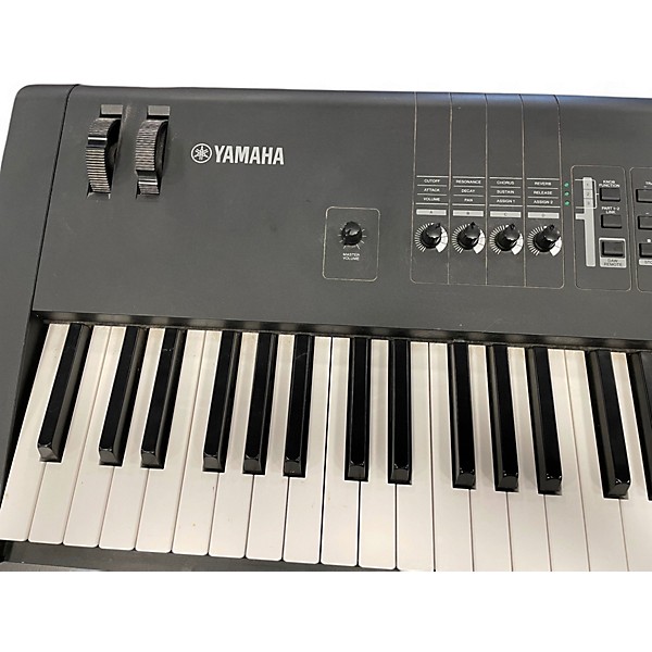 Used Yamaha MX88 Synthesizer