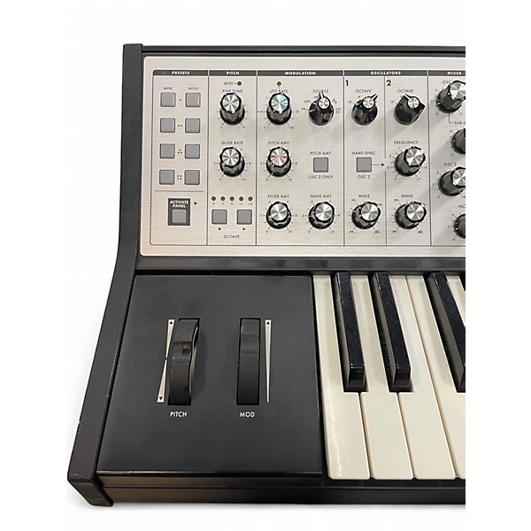 Used Moog Sub Phatty 25 Key Synthesizer