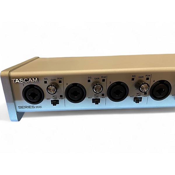 Used TASCAM SERIES 208i Audio Interface