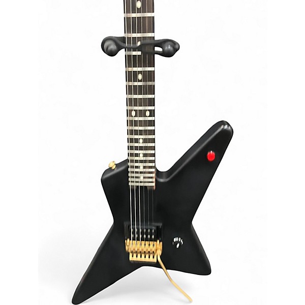 Used EVH STAR LIMITED EDITION BLACK AND GOLD Solid Body Electric Guitar