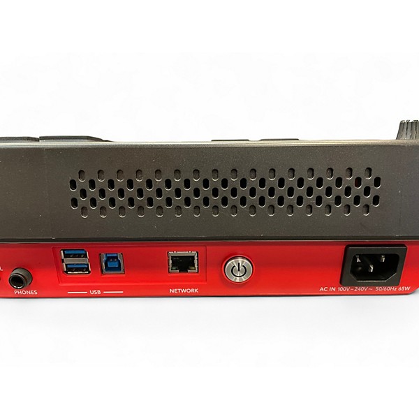 Used Akai Professional MPC Key 61 Keyboard Workstation