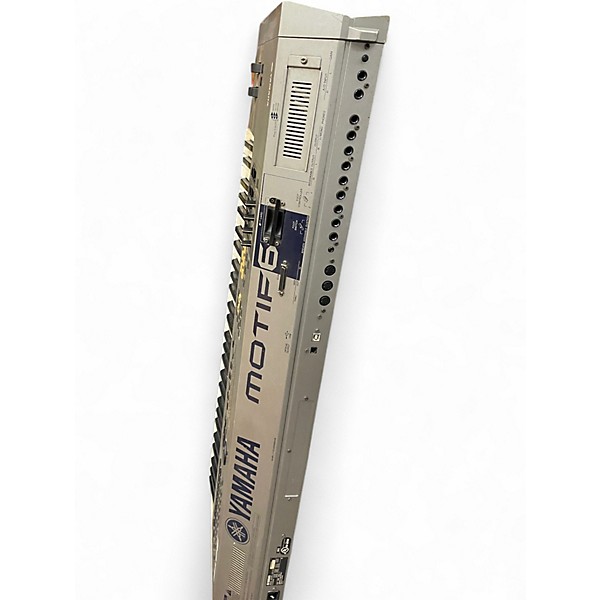 Used Yamaha Motif 6 61 Key Keyboard Workstation