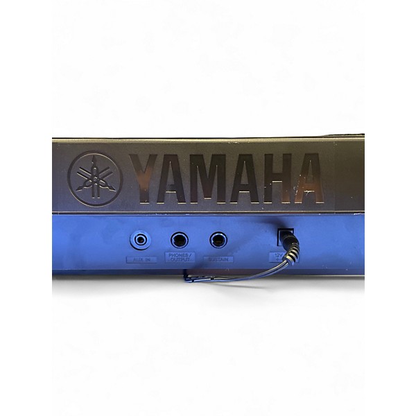 Used Yamaha PSRE273 Keyboard Workstation